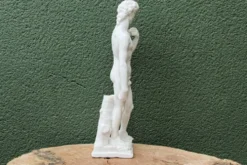 Reproduction en albâtre, David de Michel Ange