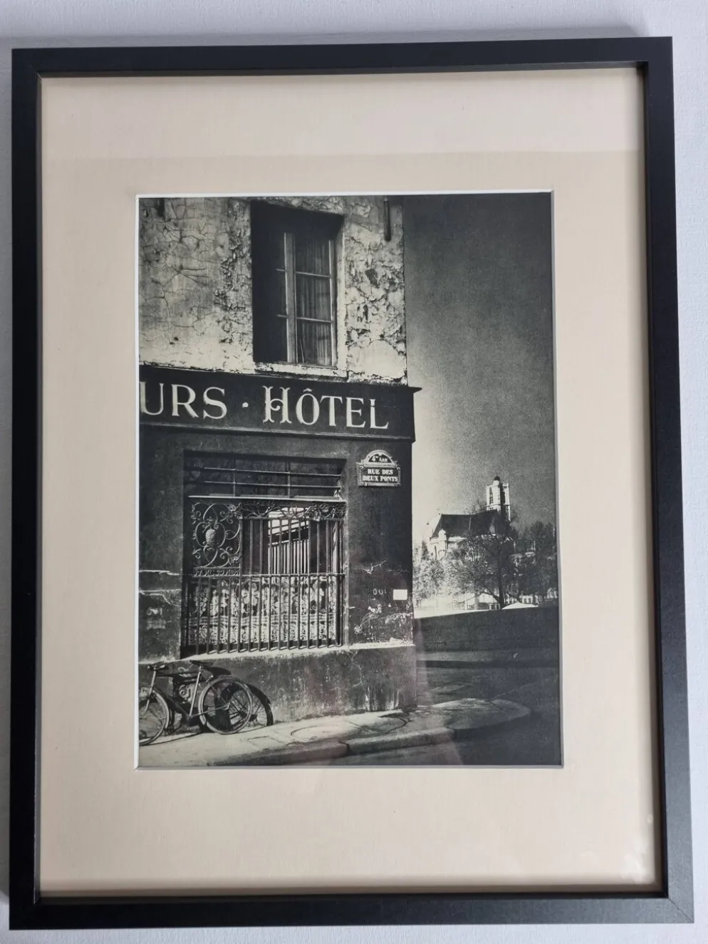 Rémy Duval – Rue des Deux Ponts, photogravure de 1946 – Encadrée sous verre 32 x 42 cm