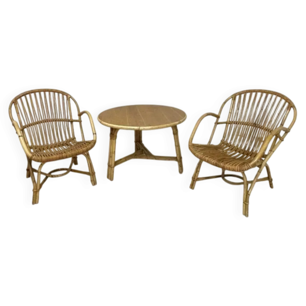 Salon Audoux-Minnet en rotin, 2 fauteuils et table 1950-1960