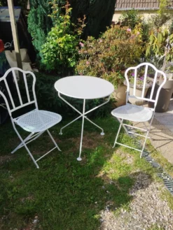 Salon de jardin ancien en fer