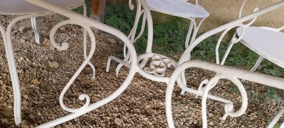 Salon de jardin ancien en fer forgé