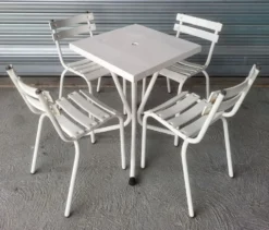 Salon de jardin bistrot vintage en fer