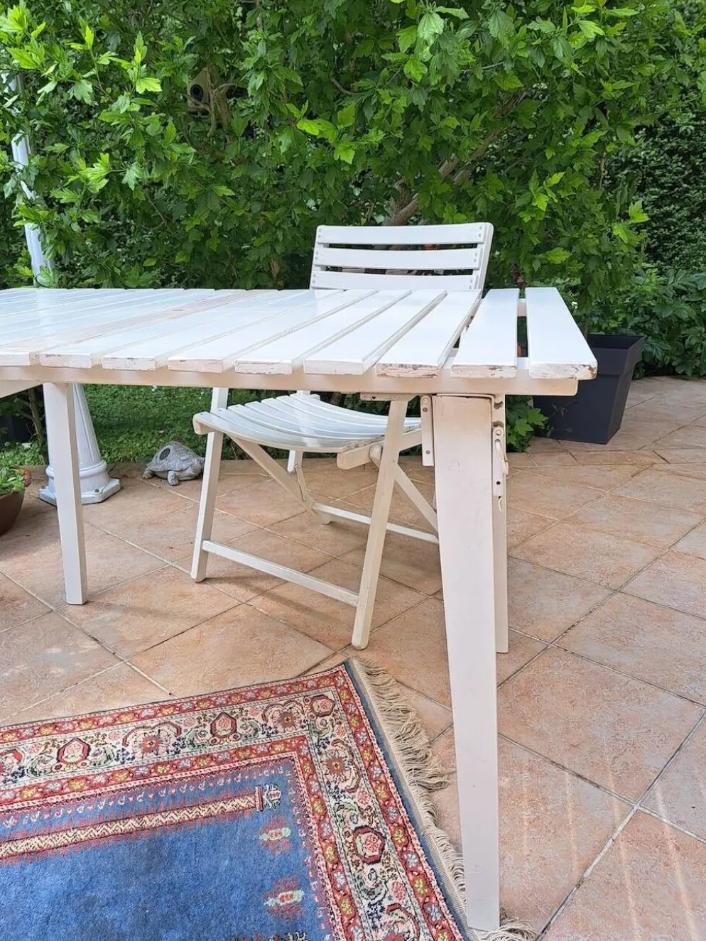 Salon de jardin bois blanc vintage