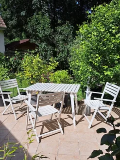 Salon de jardin bois blanc vintage