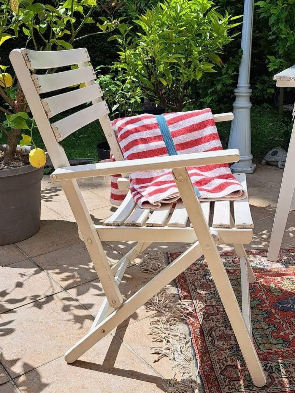 Salon de jardin bois blanc vintage