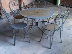 Salon de jardin en fer