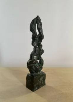 Sculpture abstraite en bronze du milieu du siècle