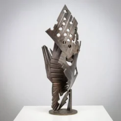 Sculpture abstraite en fer brutaliste, signée CH, Pays-Bas, années 1960.