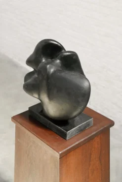 Sculpture abstraite en terre cuite noire, années 1960