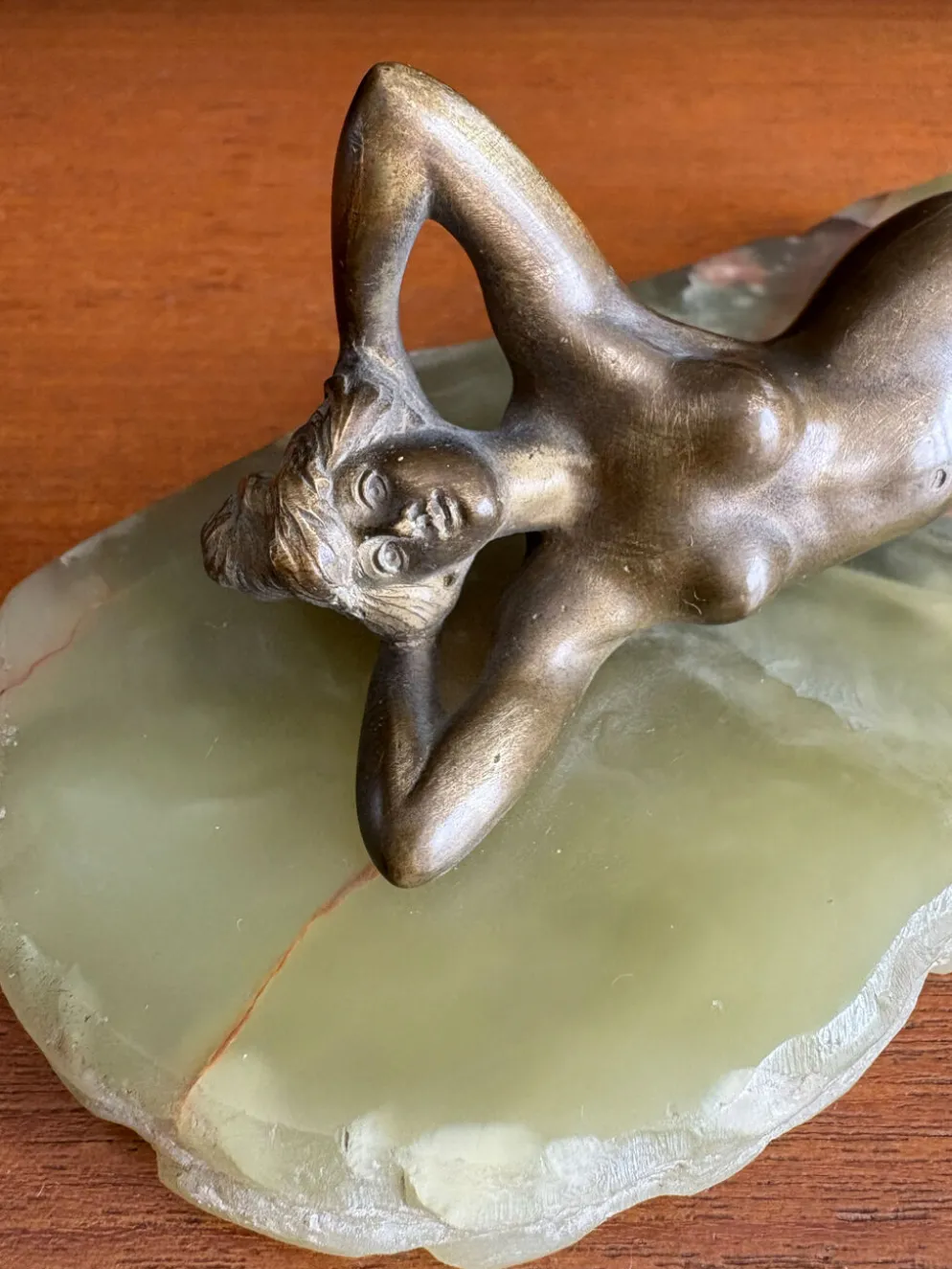 Sculpture Art Deco nu féminin bronze et socle onyx