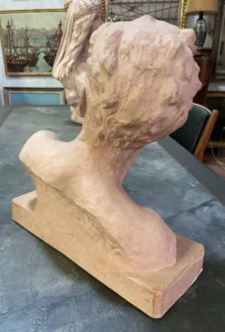 Sculpture - Buste de jeune homme