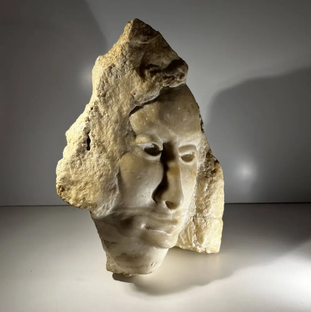 Sculpture buste en marbre, "Visage de femme" Georg Glaser, circa 1980