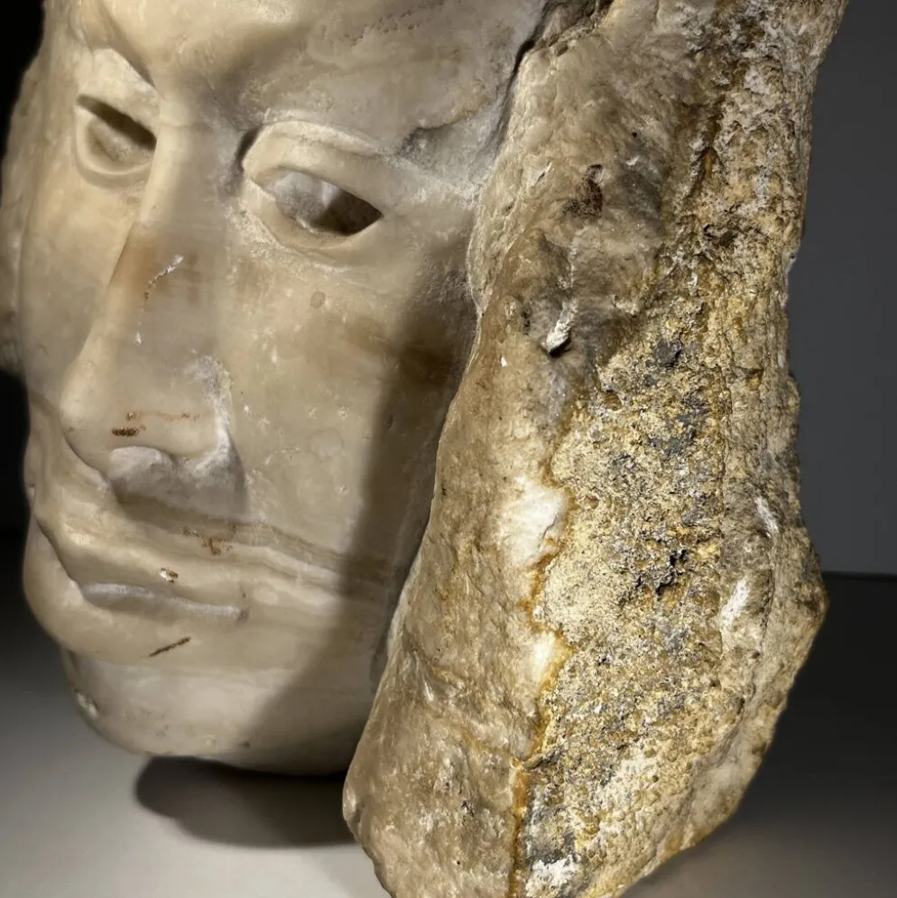 Sculpture buste en marbre, "Visage de femme" Georg Glaser, circa 1980