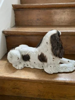 Sculpture chien Springer