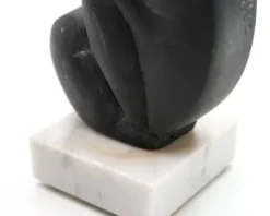 Sculpture d'après Amedeo Modigliani, femme nue signée A Crespelle
