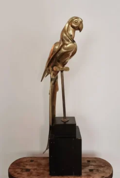 Sculpture décorative en laiton massif représentant un perroquet, années 1970, Palm Beach/Hollywood Regency