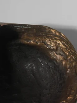 Sculpture de bol en coquillage en bronze antique