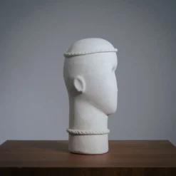 Sculpture de femme moderniste en grès, années 1980
