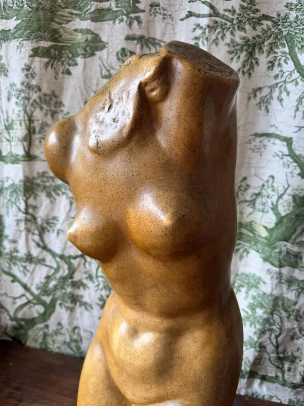 Sculpture de Vénus en plâtre vintage