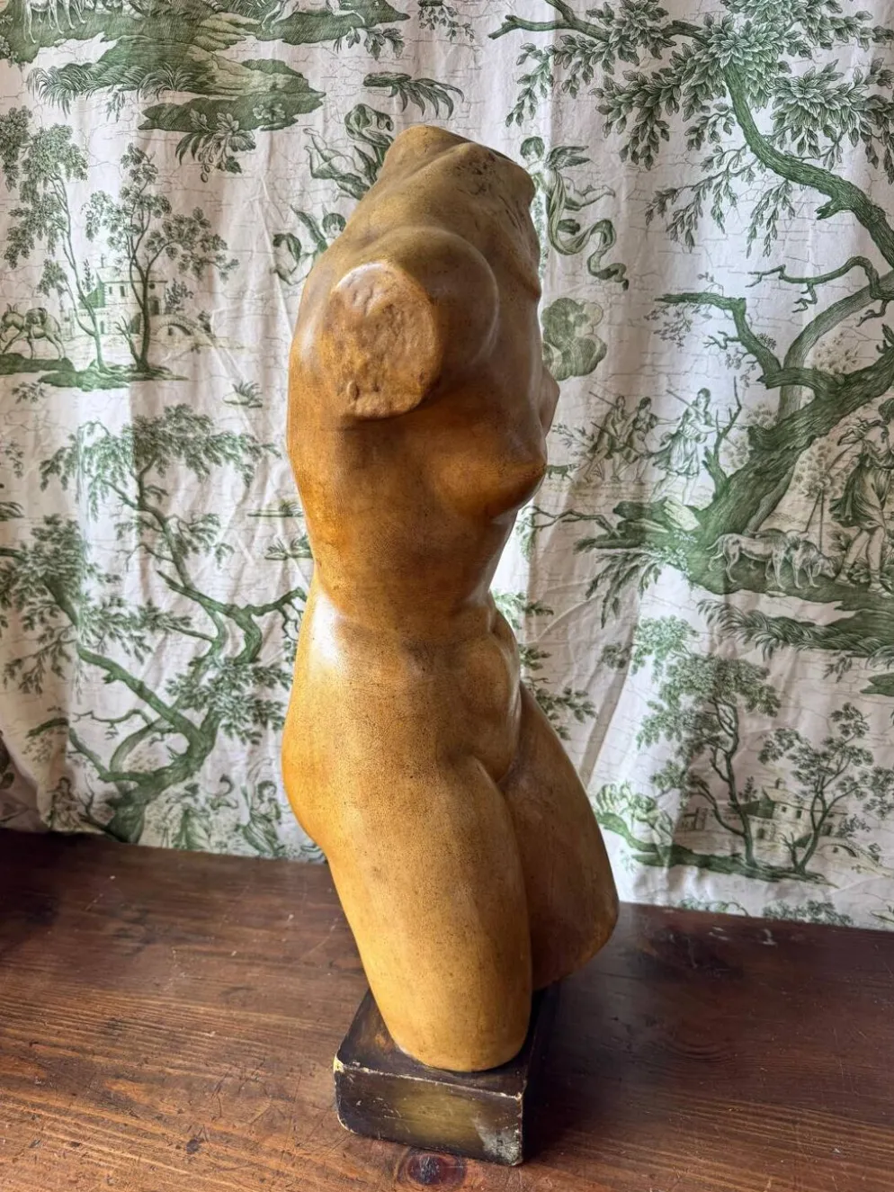 Sculpture de Vénus en plâtre vintage