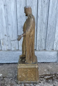 Sculpture du Christ