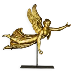 Sculpture en bois doré, ange drapé, Autriche vers 1800