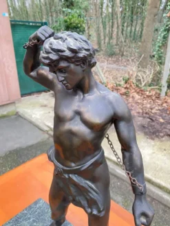 Sculpture en bronze