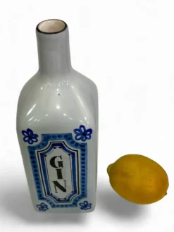 Sculpture en forme de Bouteille Gin Roger Capron Vallauris