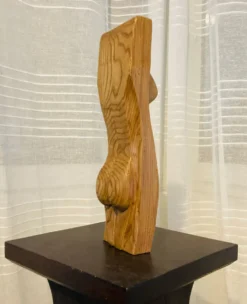 Sculpture féminine stylisée vintage années 1960 aux formes organiques