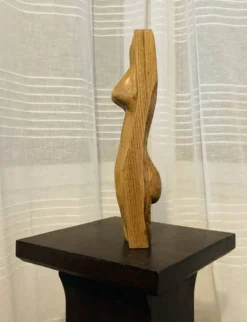 Sculpture féminine stylisée vintage années 1960 aux formes organiques