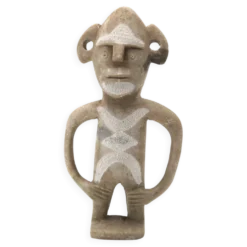 Sculpture Marocaine en pierre beige sculptée et gravée, années 70
