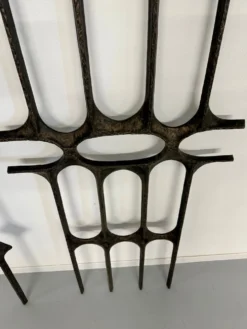 Sculpture murale XXL fonte d aluminium design Brutaliste des années 70