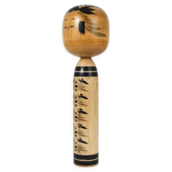 Sculpture poupée Kokeshi Togatta décorative du nord du Japon, peinte à la main