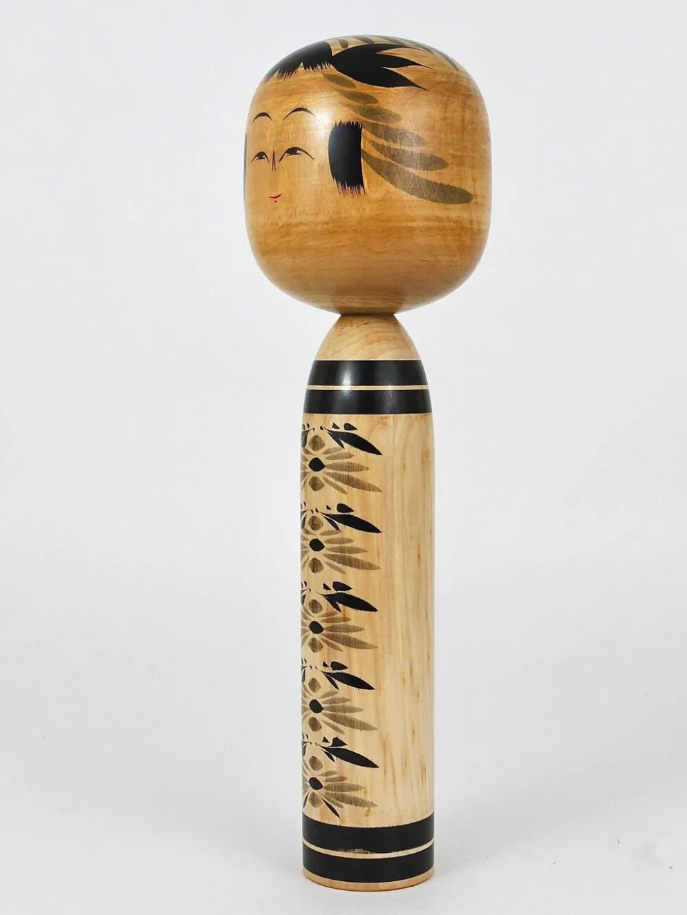 Sculpture poupée Kokeshi Togatta décorative du nord du Japon, peinte à la main