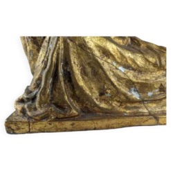 Sculpture Reine et Anges en terre cuite dorée