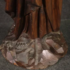 Sculpture religieuse en bois du XIXe siècle représentant la Vierge Marie