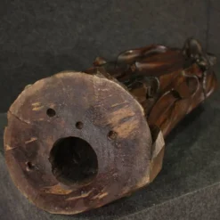 Sculpture religieuse en bois du XIXe siècle représentant la Vierge Marie
