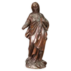 Sculpture religieuse en bois du XIXe siècle représentant la Vierge Marie