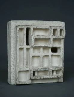 Sculptures abstraites architecturales brutalistes. Années 1960.
