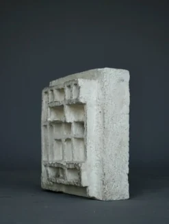 Sculptures abstraites architecturales brutalistes. Années 1960.