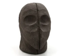 Sculptures en céramique formant une tête de Salvatore Parisi