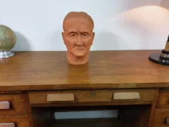 Sculpture tête d'homme