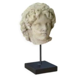 Sculpture tête en pierre reconstituée taillée style antique XIXème