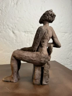 Sculpture étude d’un nu céramique raku
