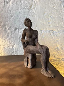 Sculpture étude d’un nu céramique raku