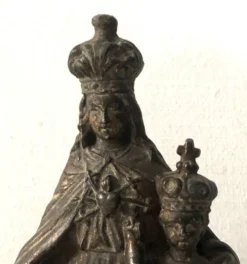 Sculpture vierge à l'enfant couronnés