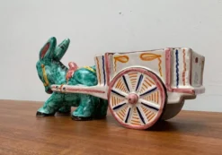 Sculpture vintage italienne peinte à la main âne avec charrette en forme de bol de Deruta, Italie