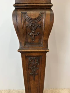 Sellette ancienne en bois sculpté