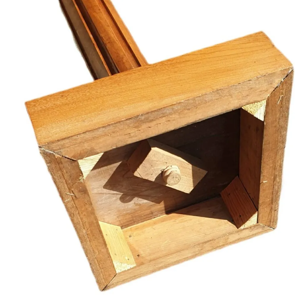 Sellette Colonne cannelée en bois