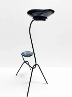 Sellette vide-poche zoomorphe fer forgé et céramique. France, années 60
